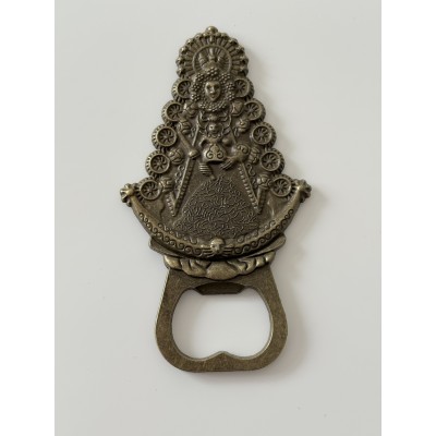 Abridor de metal de bronce con iman de la virgen del Rocío color bronce